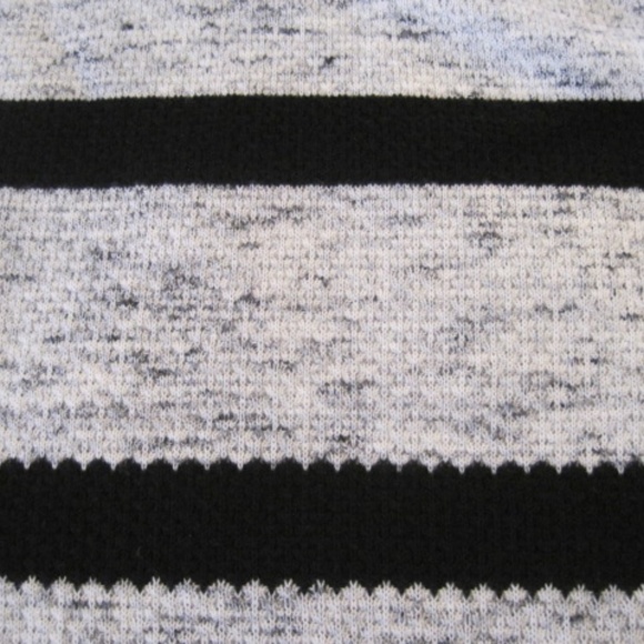 Lisa Todd In A Twist Sweater - Picture 9 of 10